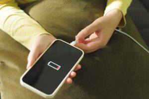 Steps to solve bad battery issues on iPhone, Bad Battery Issues On iPhone, Bad Battery, iPhone Battery, Battery health